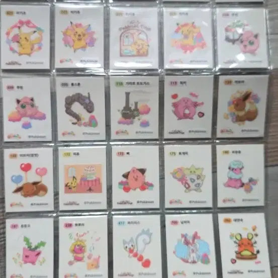 [BUNJANG] Pokemon Tteobuseal Lovely 30-Type Full Set with Mini Seal Book / 최저가무배가능  포켓몬 띠부씰 러블리 30종 할로윈27종세트