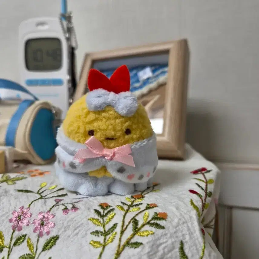 [BUNJANG] Sumikko Gurashi Alice in Wonderland Ebi-Fry Plush / 스밋코구라시 에비후라이 이상한나라의앨리스