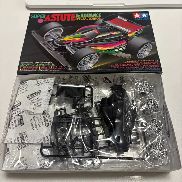[BUNJANG] Tamiya Super Astute Black Special Edition Mini 4WD Model Kit / 초판)타미야 슈퍼 아스튜트 어스튜드 블랙 97년 당시물 미니카