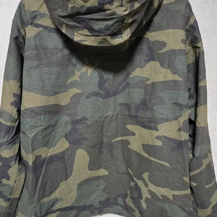 [BUNJANG] Camouflage Hooded Military Jacket Jumper Size 105 / 카모플라쥬 야생 후드 밀리터리자켓 점퍼 (105사이즈)