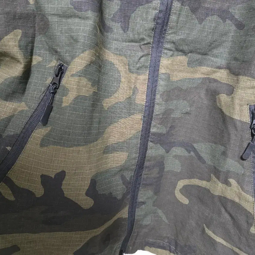 [BUNJANG] Camouflage Hooded Military Jacket Jumper Size 105 / 카모플라쥬 야생 후드 밀리터리자켓 점퍼 (105사이즈)