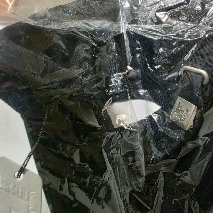 [BUNJANG] PLAVE Born Savage Baseball Cap / 플레이브 md born savage 캡모자 단순개봉 원가이하양도