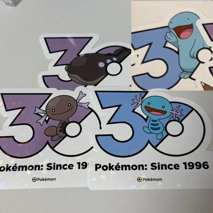 [BUNJANG] Pokemon 30th Anniversary Logo Sticker Wooper, Quagsire, Clodsire, Paldean Wooper 4 Types / 포켓몬스터 30주년 로고 스티커 우파 누오 토오 팔데아 4종