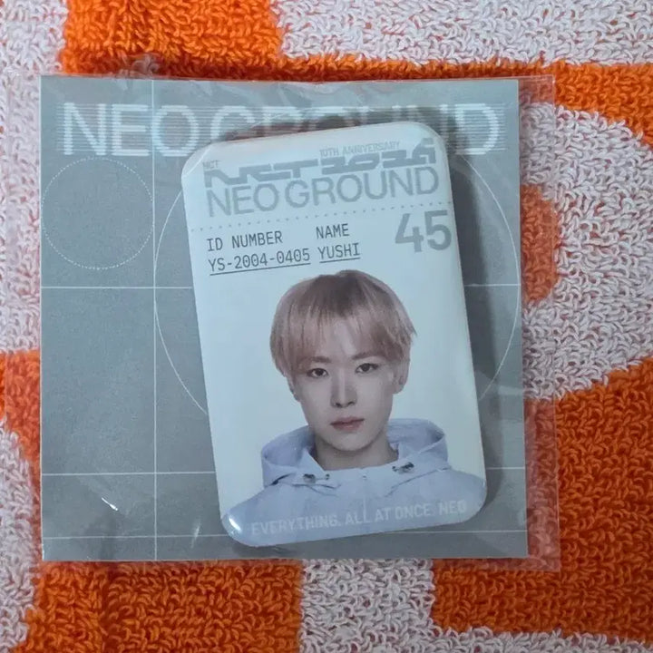 [BUNJANG] NCT 10th Anniversary Neo City: Japan Yuuichi Badge / 엔시티 10주년 팝업 네오그라운드 유우시 뱃지