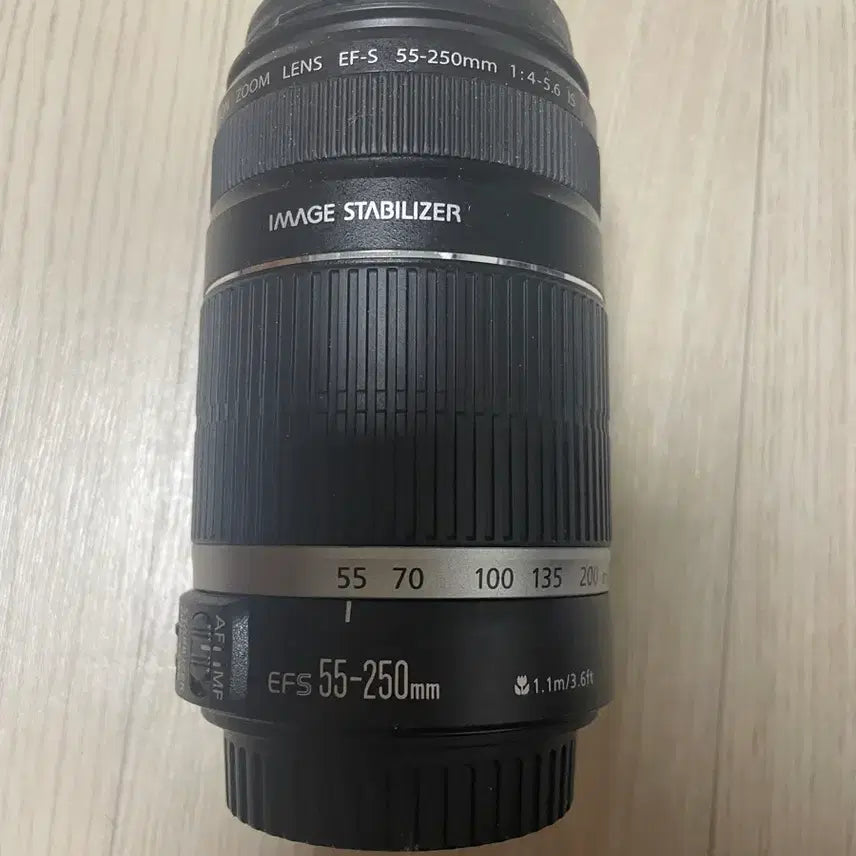 [SOLD OUT] 캐논 EF-S 55-250mm F4-5.6 IS 렌즈
