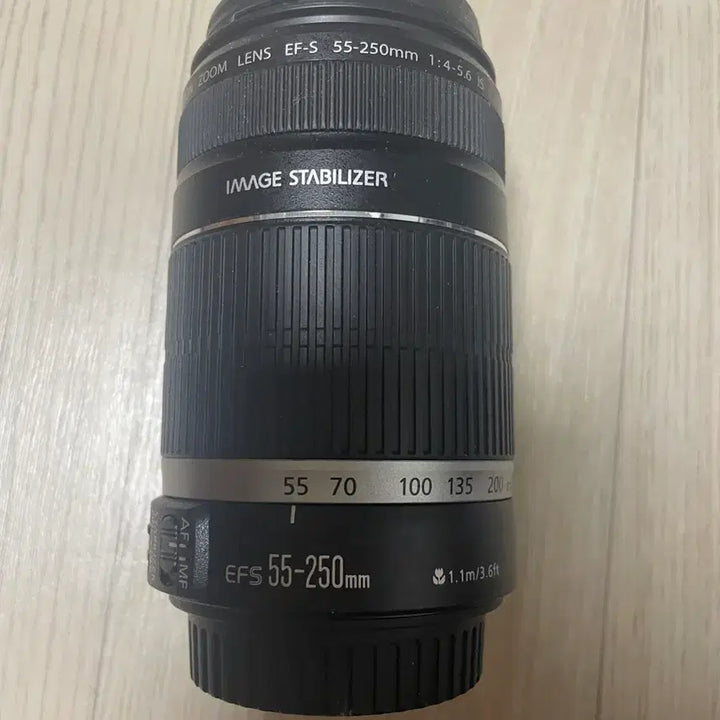 [SOLD OUT] 캐논 EF-S 55-250mm F4-5.6 IS 렌즈