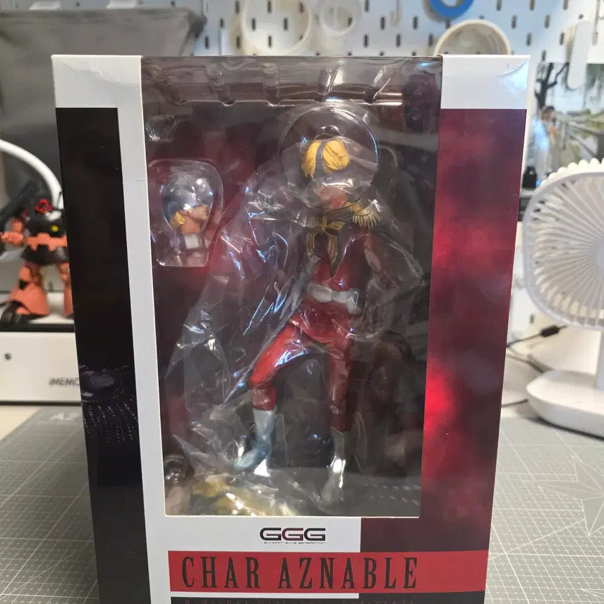 [BUNJANG] MegaHouse GGG Char Aznable Figure (Opened) / 메가하우스 GGG 샤아 아즈나블 피규어 개봉품