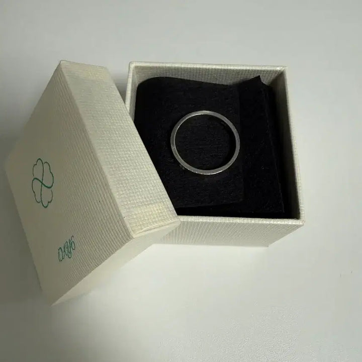 [SOLD OUT] 데이식스 마데링