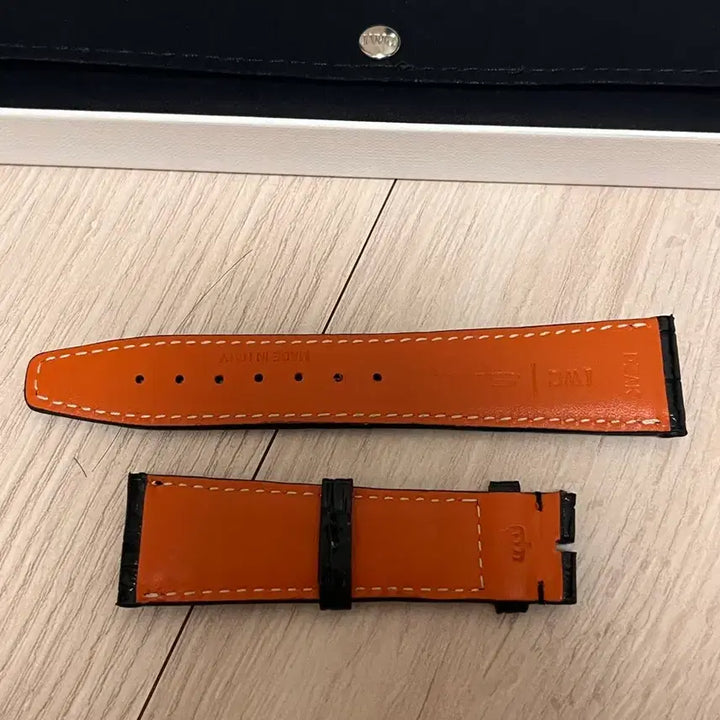 [BUNJANG] IWC Santoni Alligator Leather Strap 22/18mm / IWC 22/18 mm 산토니 엘리게이터 스트랩 새상품 판매합니다.
