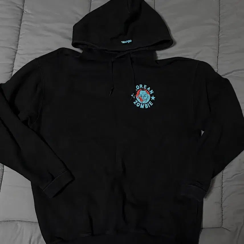 [BUNJANG] Jung Chan-sung Korean Zombie Hoodie L Size / 정찬성 코리안좀비 굿즈 후드티 L사이즈
