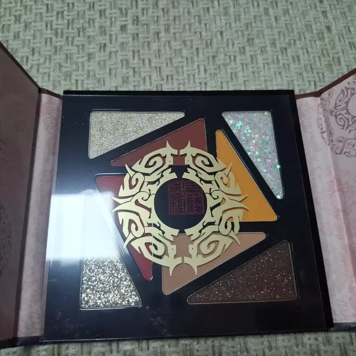 [BUNJANG] The Founder of Diabolism Eirlingnajo Shadow Palette / [마도조사] 쉐도우 팔레트 / 이릉노조ver (공식굿즈)
