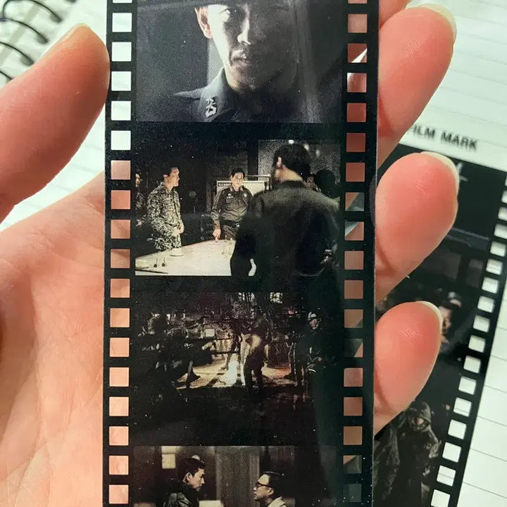 [BUNJANG] The Spring in Seoul CGV Film Mark Goods - Jung Woo-sung, Hwang Jung-min / 서울의 봄 cgv 필름마크 굿즈 정우성 황정민