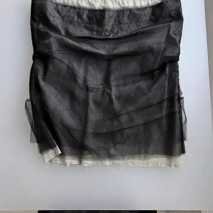 [BUNJANG] EONGSS Shasha Skirt / 에옹쓰 2025 샤샤스커트