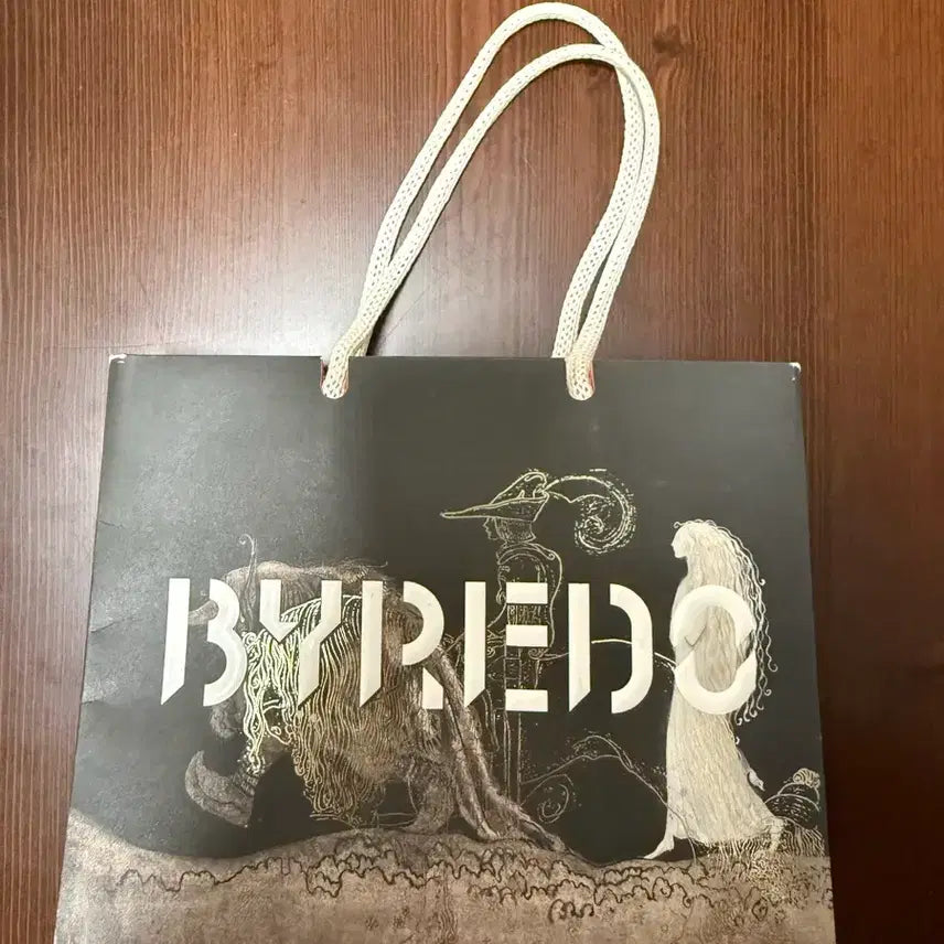 [BUNJANG] BYREDO Holiday Limited Edition Swedish Folklore Shopping Bag / BYREDO 바이레도 홀리데이 한정판 쇼핑백