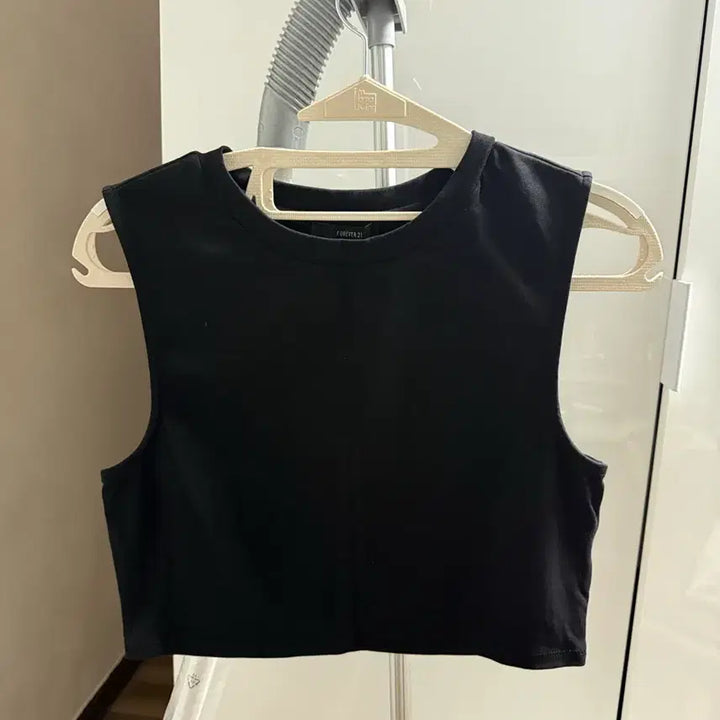[BUNJANG] Forever 21 Black Cropped Tank Top - Size L / 포에버21 블랙 크롭 나시 L