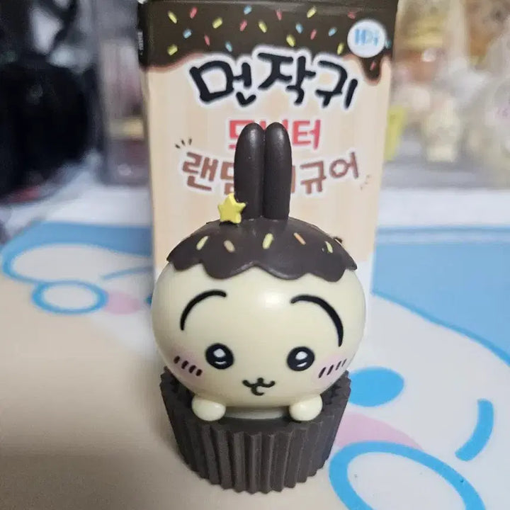 [BUNJANG] Monokuro Boo Monitor Usagi Figurine / 먼작귀 모니터 우사기 피규어