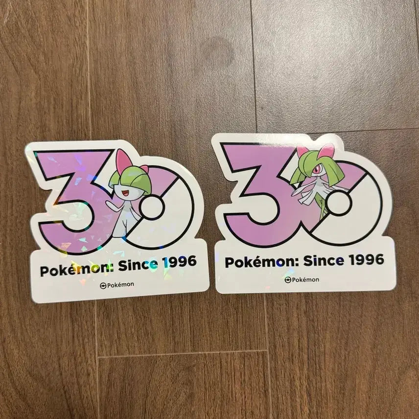 [BUNJANG] Pokemon 30th Anniversary Logo Sticker Ralts Kirlia / 포켓몬 30주년 로고스티커 랄토스 킬리아
