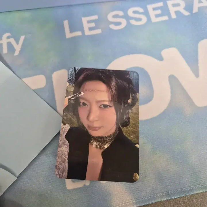 [BUNJANG] LE SSERAFIM Eunchae Spotify Pureflow Special Gift Set / 르세라핌 스포티파이 PUREFLOW 역조공 홍은채 세트