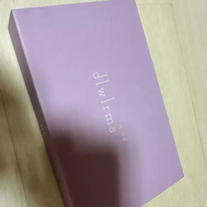 [BUNJANG] IU 10th Anniversary Concert Can Badge / 아이유 10주년 콘서트 캔뱃지