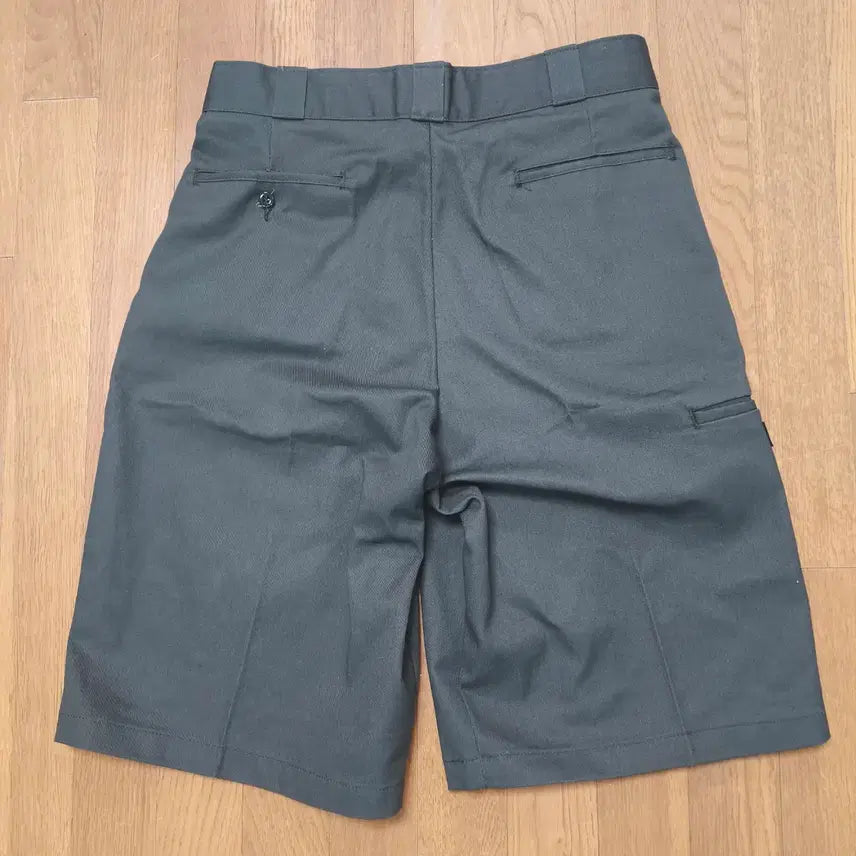 [BUNJANG] Dickies 42283 Bermuda Work Shorts Khaki / [32] 디키즈 42283 버뮤다 워크 쇼츠 카키