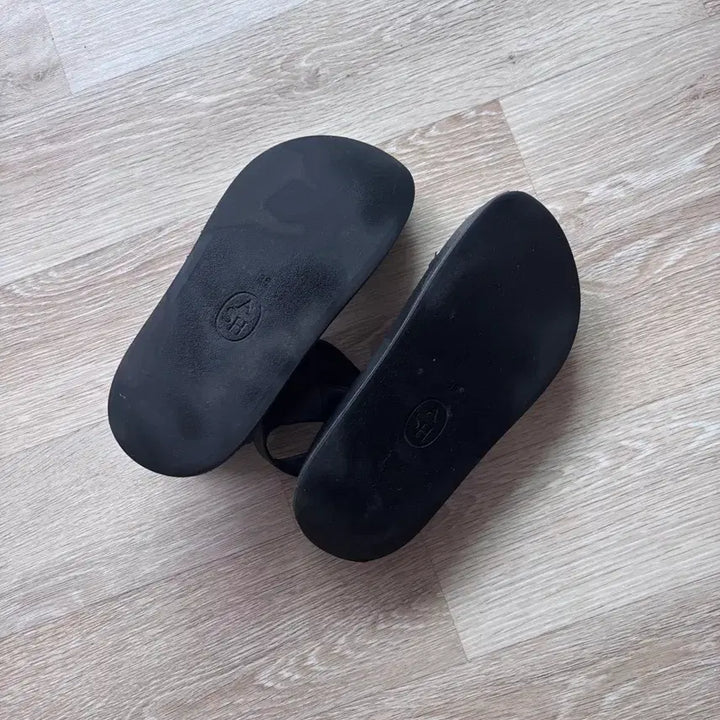 [SOLD OUT] 아쉬 샌들 230