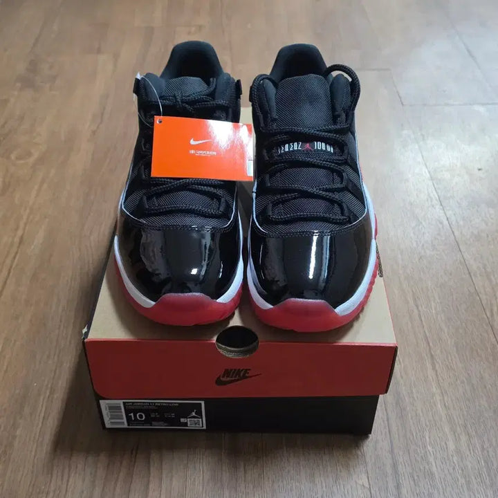 [BUNJANG] Air Jordan 11 Retro Low Bred 2025 / [280]조던 11 레트로 로우 브레드 2025