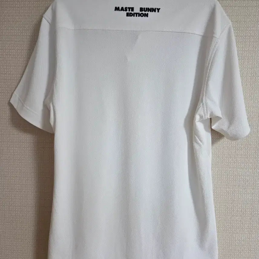 [BUNJANG] Master Bunny Golf Wear Short Sleeve Polo T-Shirt White / 마스터바니 골프웨어 반팔 카라티 화이트