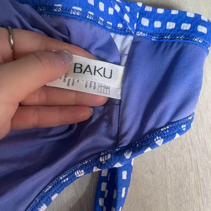 [BUNJANG] BAKU Blue Check Bikini Size 12 (C Cup+) / [새상품] BAKU 비키니 size12(가슴 c컵 이상)