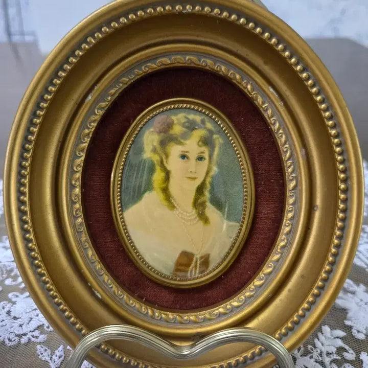 [BUNJANG] Cameo Creation Portrait Painting Framed Art / 카메오  크라에이션 여인명화