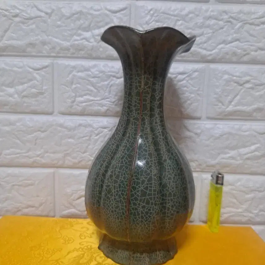 [BUNJANG] Goryeo Celadon Gold Wire Crackle Vase / 가요주병ㅡ감정서는 참고자료일뿐 믿지는 마셔요.
