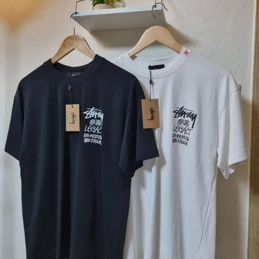 [SOLD OUT] 스투시 반팔티 블랙/화이트