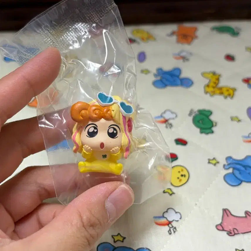 [BUNJANG] Gya-ru Chibi-usa Gacha Figure (Crayon Shin-chan) / 갸루 짱아 가챠 피규어(짱구는 못말려)