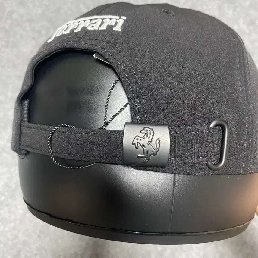 [BUNJANG] Ferrari Racing Black Baseball Cap / Ferrari 페라리 레이싱 블랙 야구 모자 캡