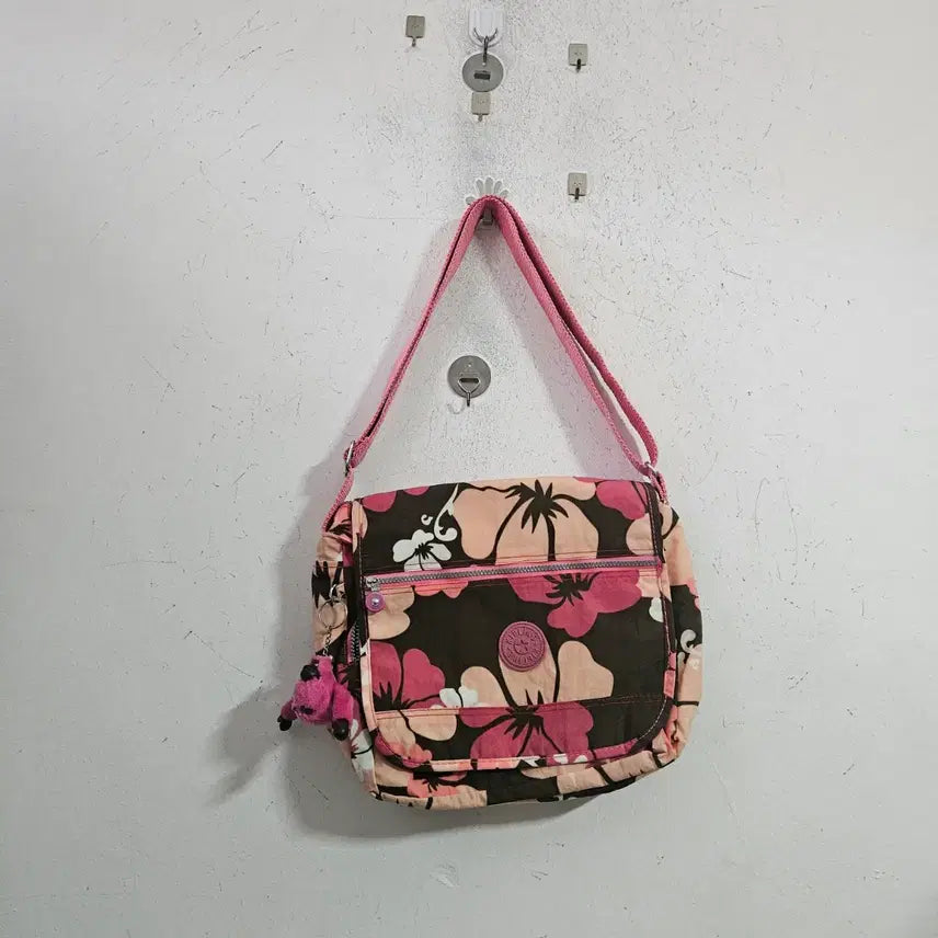 [BUNJANG] Kipling Shoulder Bag Flower Pattern Pink / 키플링 숄더백 플라워 패턴 핑크