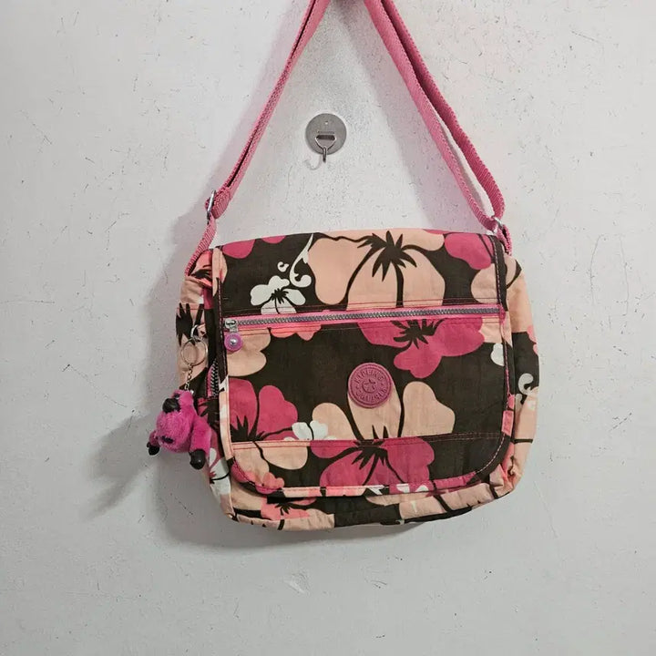 [BUNJANG] Kipling Shoulder Bag Flower Pattern Pink / 키플링 숄더백 플라워 패턴 핑크