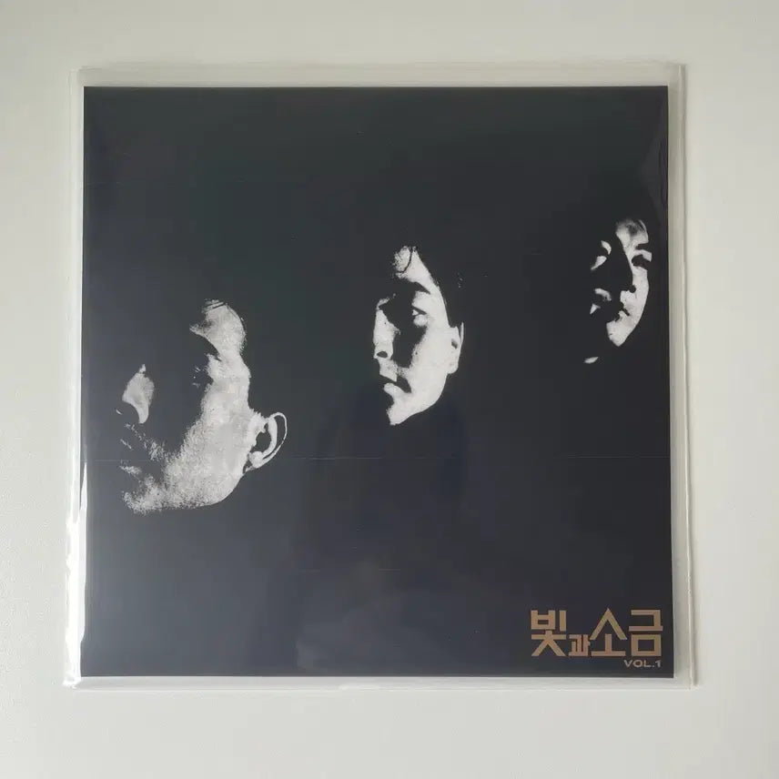 [BUNJANG] Bitgwasogeum 1st Album LP Black Edition / 빛과소금 1집 LP 블랙반
