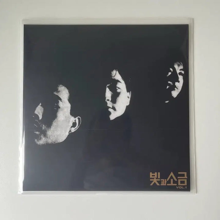 [BUNJANG] Bitgwasogeum 1st Album LP Black Edition / 빛과소금 1집 LP 블랙반