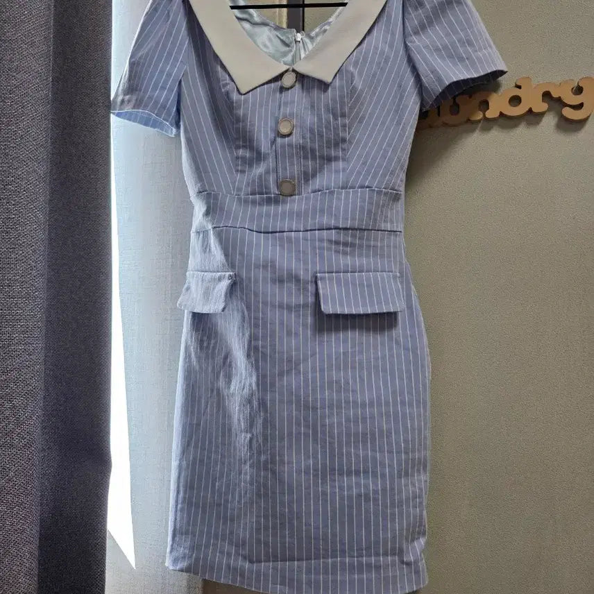 [BUNJANG] Jessica Stripe Formal Dress / 55)제시카 스트라이프 홀복 원피스