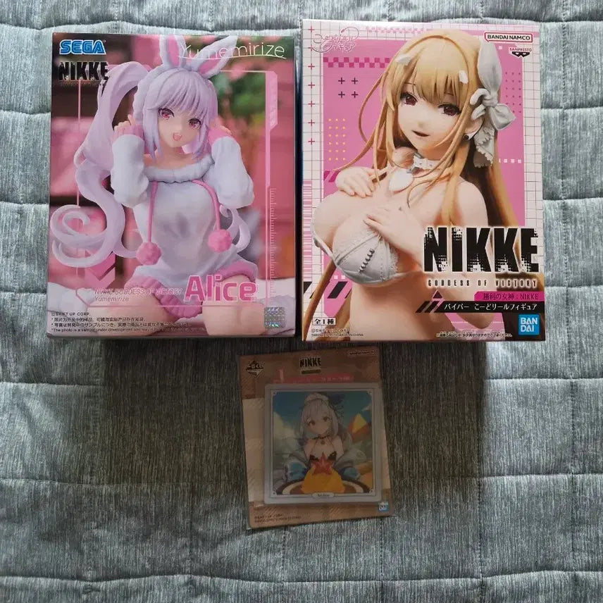 [BUNJANG] Goddess of Victory: Nikke Alice &amp; Viper Figure Bundle Set / 승리의 여신: (무료배송)니케 앨리스, 바이퍼 피규어 +하위상 판매합니다