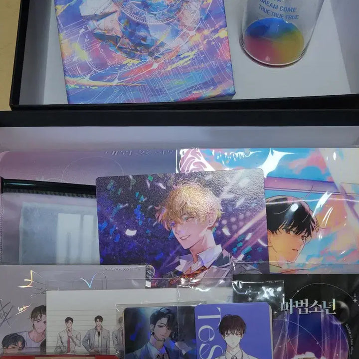 [SOLD OUT] 데못죽 텀블벅 펀딩 + 1부 초판 굿즈박스 포토카드 데뷔못하면죽는병걸림