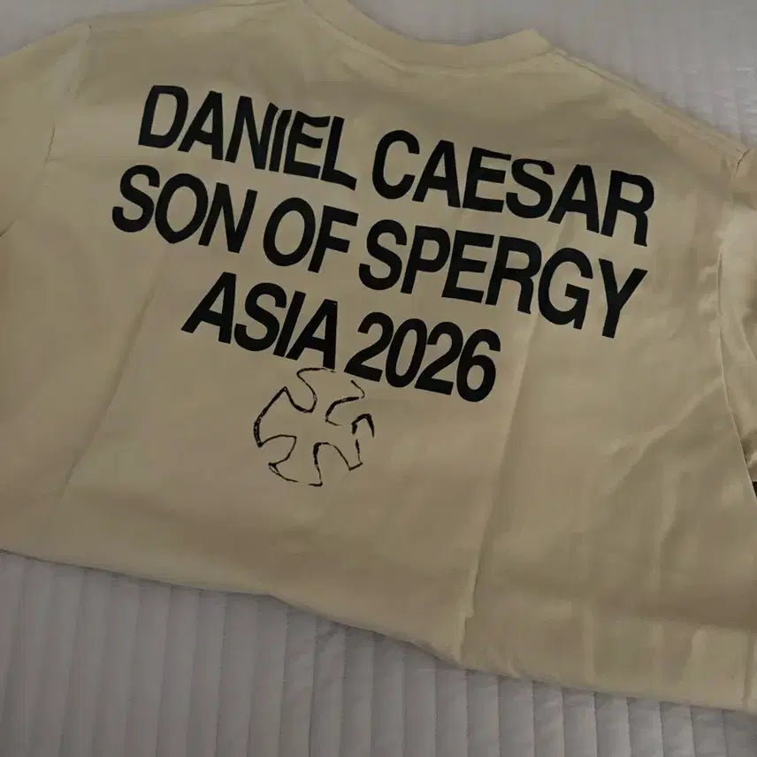 [BUNJANG] Daniel Caesar 2026 Korea Tour VIP MD Limited Edition Long Sleeve / 다니엘시저 2026 내한 VIP MD 한정판 롱 슬리브