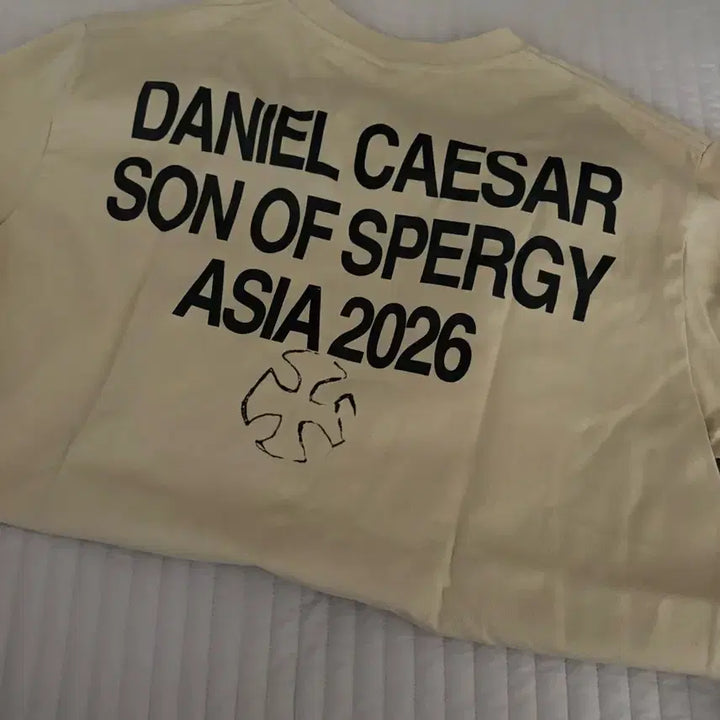 [BUNJANG] Daniel Caesar 2026 Korea Tour VIP MD Limited Edition Long Sleeve / 다니엘시저 2026 내한 VIP MD 한정판 롱 슬리브