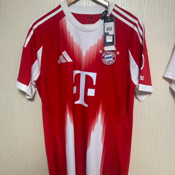 [BUNJANG] Bayern Munich 25-26 Home Authentic Jersey / (정품) 바이에른뮌헨 25-26 홈 유니폼