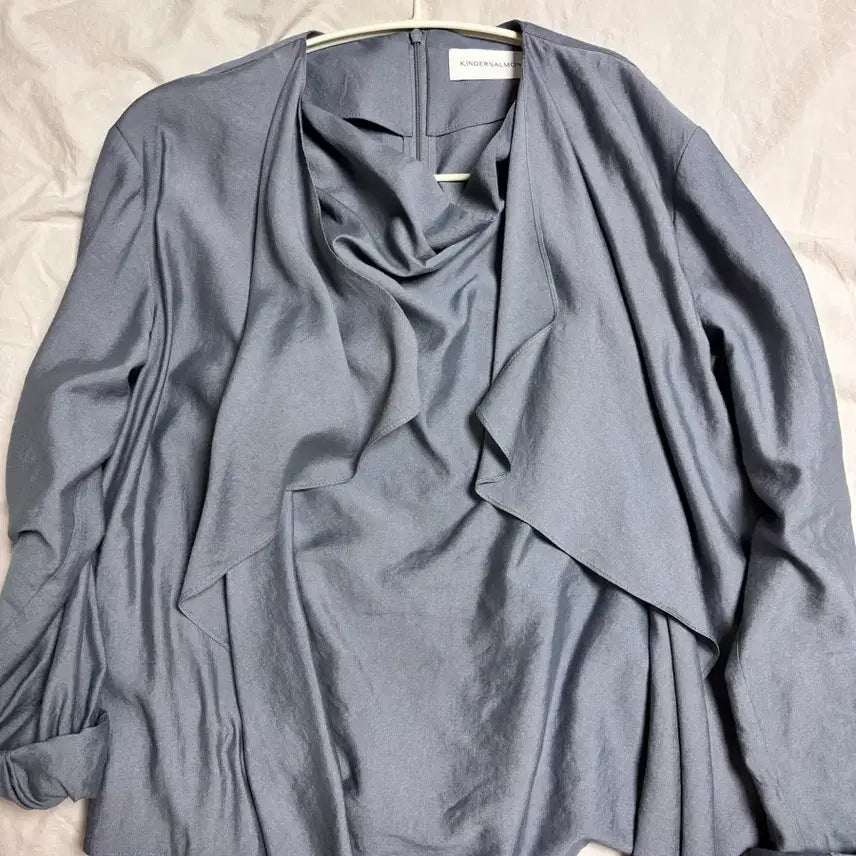 [BUNJANG] Kinder Salmon Drape Cowl Neck Blouse / 킨더살몬 드레이프 카울넥 블라우스