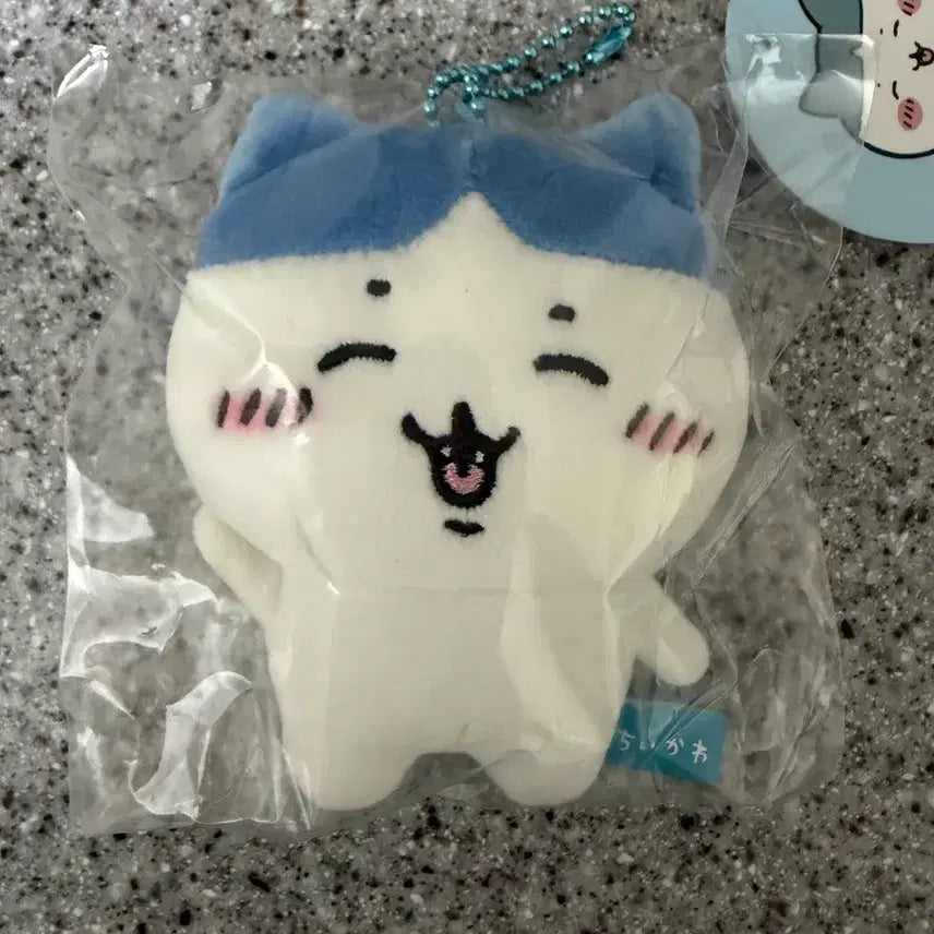 [BUNJANG] Chiikawa Hachiwara Mascot (with Bangs) / 앞머리 하치와레
