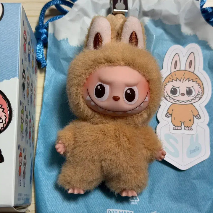 [BUNJANG] POP MART Labubu S Alphabet Series Doll Keyring / 팝마트 미니 라부부 S 알파벳 비밀번호 시리즈 인형 키링 정가 이하