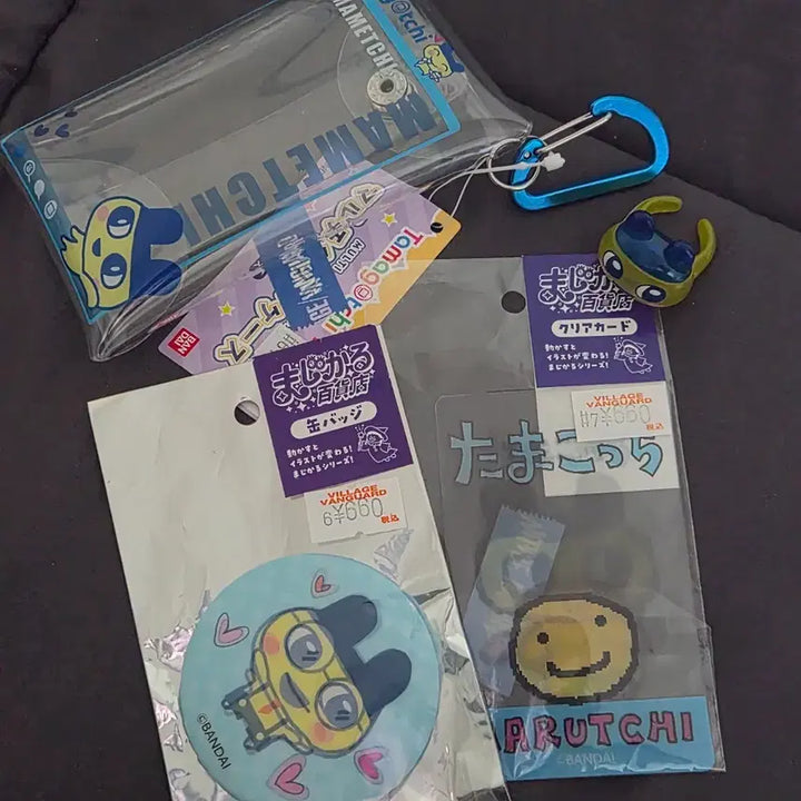 [BUNJANG] Tamagotchi Mamechi Pouch Gacha Badge Card Goods Bundle Set / 마메치 다마고치 파우치 가챠 뱃지 카드 굿즈 일괄