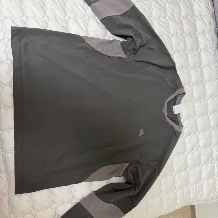 [SOLD OUT] 산산이거 롱슬리브