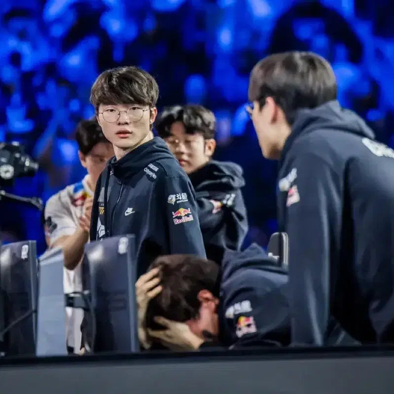 [BUNJANG] T1 Faker 2022 Worlds Marked Hoodie / [M] t1 2022 월즈 후드집업 페이커 마킹
