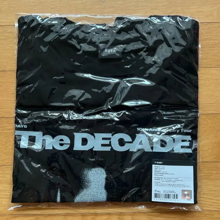 [BUNJANG] DAY6 10th Anniversary Tour The Decade T-Shirt (Sealed) / (미개봉) DAY6 10주년 기념 투어 The Decade 티셔츠